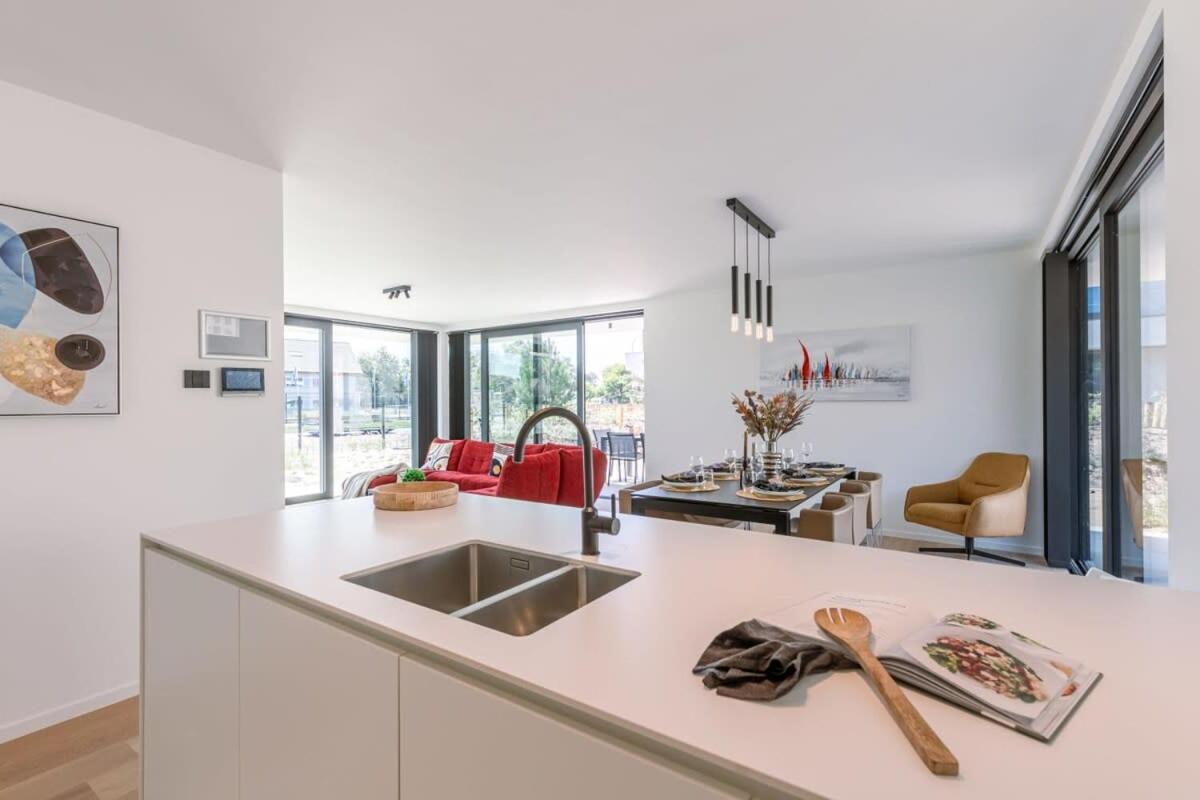 Huswell - Beautiful & Ultramodern Apartment In Oostduinkerke Koksijde Esterno foto